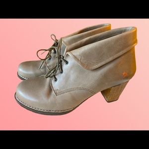 The Art Company leather booties EU40